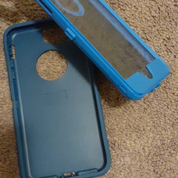 Protective Blue iPhone 7 Plus Case - Picture 2 of 4
